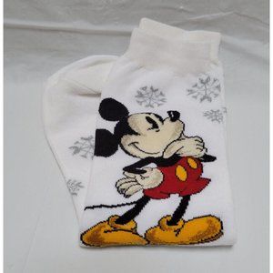 NWOT VTG Disney Store Ladies Socks SIZE 9 - 11 Adult - Mickey Mouse with Snow